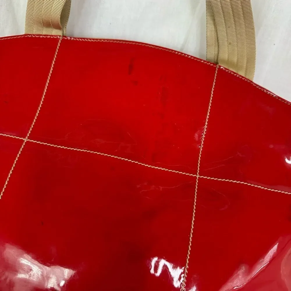 Salvatore Ferragamo Red Beige Patent Leather Tote with Keychain # AU 21 7480